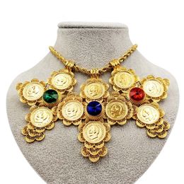 -Dubai New Fashion Jewelry 18k Gold Color Catena Color Ciondolo Collana personalizzata Donne / Uomo Testa Ritratto Coin Blue Red Stone
