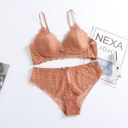 Lace French Triangle Bra Deep V Sexy Underwear without Stones Thin Soft Cup Wireless Bra and Panties Set Women Lingerie Y200708