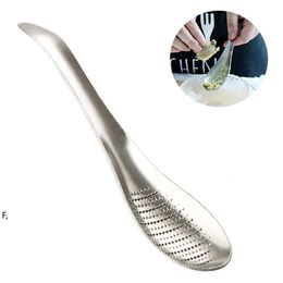 Stainless Steel Spoon Ginger Grinder Household Kitchen Tools Melons And Fruits Grinding Tool Garlic Masher 17*4.2CM RRF13176