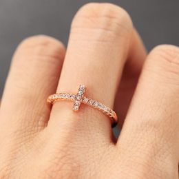 Cluster Rings Cross Ring For Women Korean Fashion Micro-inlaid Zircon Dainty Rose Gold Plated Crystal Finger Accessories Jewellery R715