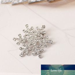 Arrival New Fashion Crystal Snowflake Brooch for Women Fine Jewellery Collares Gifts