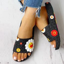 Summer Women Slippers Cute Flower Flat Flip Flops Ladies Soft Slides Shoes Female Print Floral Bling Beach Casual Sandals Y200423