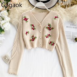 Gagaok Women Knitted Sweet Fashion Sweater Spring Autumn New V-Neck Full Short Embroidery Floral Slim Wild Female Cardigans LJ200815