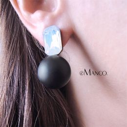 eManco Wholesale Weight Stud Crystal Earrings 3 Items black & white beads minimalist piercing earring trendy Jewellery Y200323