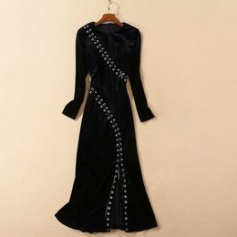 HIGH QUALITY Newest Fashion Fall Runway Dress Women's O-Neck Long Sleeve HOLE Drawstring Vintage velvet Dress 201204