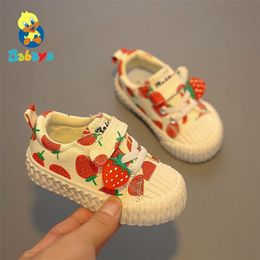 Baby 1-3 years old soft-soled canvas Strawberry toddler girls shoes autumn new LJ201104