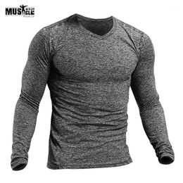 Men's T-Shirts MUSCLE ALIVE Men Bodybuilding Long Sleeve Slim Fit Fitness Workout For Man Stretchy Triblend Fashion Tops Sportswear1
