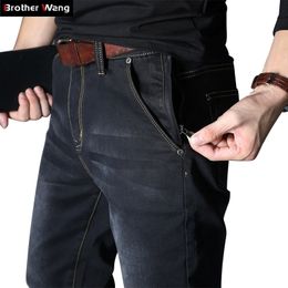 2020 New Men's Brand Jeans Loose Straight Elastic Anti-theft Zipper Denim Pants Male Big Size 40 42 44 46 48 201118