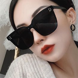 Sunglasses Luxury Designer Oversized Square Sun Glasses Women Fashion 2021 Big Frame Black Sunshades Female1