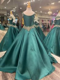 Hunter Girl Pageant Dresses 2022 Crystals Beading Satin Long Dress Ballgown Little Kids Birthday Formal Party Wear Gowns Infant Toddler Teens Miss Cap Sleeves