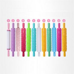Plastic Engraved Rolling Pin Cake Baking Cookies Biscuits Embossing Rolling Pins Fondant Pastry Cake Engraved Roller