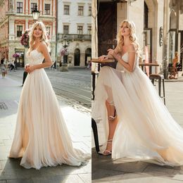 2021 Fashion Wedding Dresses Spaghetti Straps Appliques Lace Bridal Gowns Custom Made Sexy Backless Sweep Train A-Line Wedding Dress