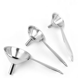 3pcs/set Stainless Steel Oil Funnel with Hanger Bottle Funnels for Transferring Liquid Wine Juice in Different Sizes