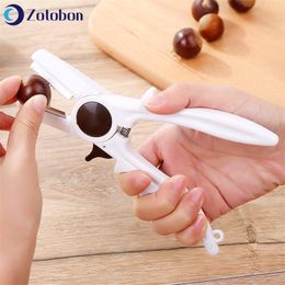 ZOTOBON Portable Nut Cracker Kitchen Gadgets Tool Sheller Walnut Opener Plier Metal Opener Nutcracker Kitchen Accessories F86 201201