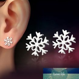 Summer Autumn Style Silver Plated Women Favorite Snowflake Ear Stud Earrings Classic Christmas Love Gift EAR-0619