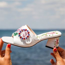 Button sexy delle donne strass metallo Prova Perfetto stampa sandali pantofole Tacchi alti signore Pantofole Sandali Mujer 2020 Nuovo 1010