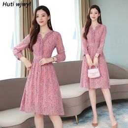 Vintage Red Floral Chiffon Chic Midi Dress Autumn Winter Femal Print Long Sleeve Dress Elegant Women Bodycon Party Vestidos 201125