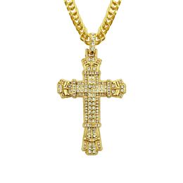 Ny Retro Silver Cross Charm Hängsmycke Full Ice Out CZ Simulerade Diamanter Katolska Krucifix Hängsmycke Halsband med Long Cuban Chain