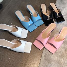 Fashion Women Sandals Slides Square Toe Low Thin Heels Slippers Slip On Fashion Mules Shoes Solid Colour Party Slippers Comfort X1020
