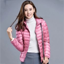 Winter Women Ultralight Thin 90% Down Jacket White Duck Down Hooded Jackets Long Sleeve Warm Coat Parka Female Windproof Outwear 201019