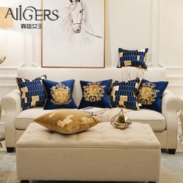 Avigers Embroidery Velvet Cushion Cover Luxury European Pillow Cover Gold PillowCase Geometry Home Decorative Sofa Throw Pillow 201119