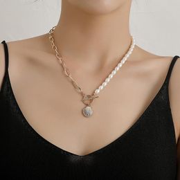 Trendy Asymmetric Shell Pearl Pendant Necklace for Women Fashion Coin Big Chain Choker Necklaces Jewellery Christmas Gift