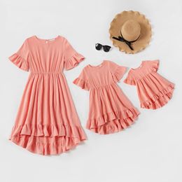 Family Matching Dress Outfits Infant Kids Baby Adult Summer Dress Gown Parent-Child Solid Ruffled Gown LJ201111