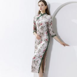 Vestidos de las mujeres de la vendimia del collar del soporte 3/4 mangas de encaje impreso Tubería lateral de Split Impreso de terciopelo chinos vestidos de Qipao