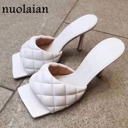 9 cm Damen Sommer High Heels Slipper Frau Weißes Leder Quadrat Peep Toe Sandalen Damen Sandale Schuhpumpen Chaussure Y200702