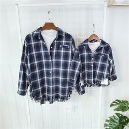 Family Matching Clothes Mother Daughter Family Look Printed Long Sleeve Shirt Autumn Spring Cotton Baby Family Clothing LJ201111
