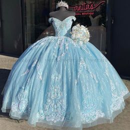 Vestidos de 15 Años Himmel Blau Quinceanera Kleider Spitze Applique Perlen Bling Organza Schulterfrei Sweet 16 Dress Robe de Soirée