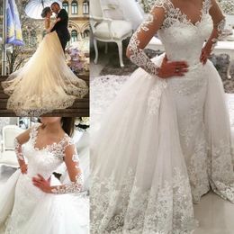 Luxury Country Lace Wedding Dresses Bridal Gowns with Detachable Train Overskirts Appliqued Long Sleeves Vintage V Neck Plus Size Bride Dress Vestido de Novia