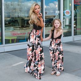 2021 Sleeveless Mom And Daughter Dress Wedding Family Matching Mommy Baby Girls Me Clothes Beach Holiday Long Birthday Dresses LJ201110