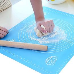 WALFOS 40x50cm Big Size Silicone Cake Dough Pastry Fondant Rolling Cutting Mat Baking Pad Pastry Boards Cookie Baking Mat Y200612