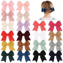 2022 New 3.1Inch Felt Fabric Hair Bow With Clips For Girls Soft Solid Bow Hairpins Kids Brrettes DIY Hair Accessories