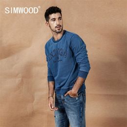 SIMWOOD Autumn new indigo denim hoodie men washed vintage long sleeve pullover letter print streetwear sweatshirt SI980511 201113
