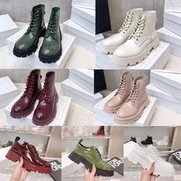 2022 Wander Women Boots Ace Handsome Show Martin Caviglia Mezzo Stivali 100% Bove in pelle Nylon Ape Boot Boot Booties Booties Pouch Lady Platform Shoes 35-40