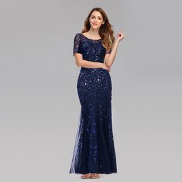 Elegant Mermaid Evening Dresses Jewel Neck Bling Sequins Appliqued Beaded Short Sleeve Prom Dress Ruffle Sweep Train Formal Party Gown