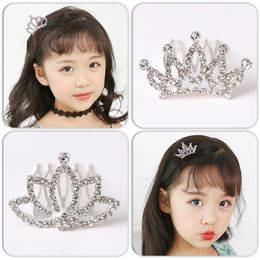 Crown hair combs girl Mini Cute Flower Crystal Rhinestone Princess Crown Hair Comb Birthday Party Tiaras For Kids Hair Accessories M3015