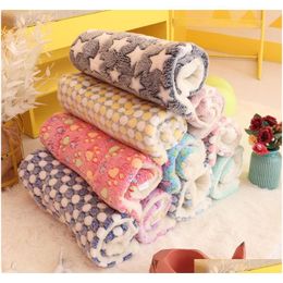 Dog Blanket Dog Bed Mats Soft Coral Fleece Paw Foot Print Warm Sleeping Beds Cover Mat Pet Dog Accessories Shipping Zxs2R