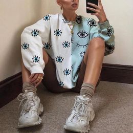 Eyes Fun Письмо Печать Бренд Дизайн CrewNeck Толстовка Женщины BFGirls Негабаритный Свободный Повседневная Устройство Новый Плюс Размер Одежда 201106