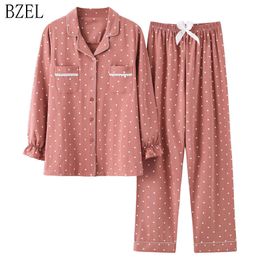 Bzel nova moda sleepwear de algodão feminino pijama bonito meninas manga comprida tops + calças com bolsos bolinhas casuais lounge wear 201031