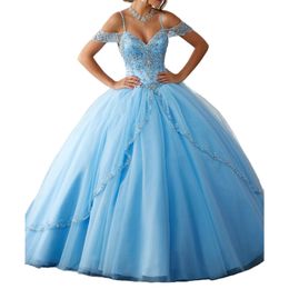 2022 Light Sky Blue Sweetheart Quinceanera Dresses Ball Gown Crystals Tulle Beading Slit Front Vestido 15 Spaghetti Straps Sweet 16 Old Years Brithday Party Wear
