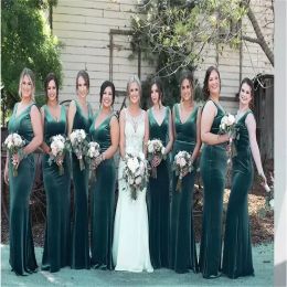 Dark Green Bridesmaid Dresses 2022 Velvet Floor Length V Neck Sheath Custom Made Plus Size Maid of Honor Gown vestido