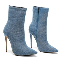 Vendita calda MStacchi Nuovo design Stivaletti con tacco alto per le donne Stivaletti con punta a punta Stivali di jeans blu Scarpe moda donna Tacchi alti da donna