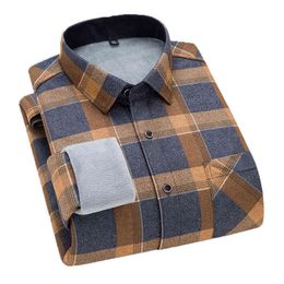 AOLIWEN Brand Autumn Winter Thick Dress Shirt For Men Casual Long Sleeve Warm Fleece Lining Shirt Fashion Soft Flannel Plus Size G0105