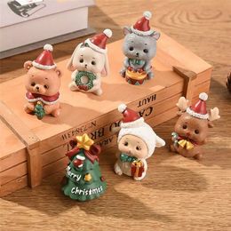 Resin Mini Figurine Christmas Santa Claus Resin Toys DIY Garden Ornament Craft Kids Toys Gifts Wholesale