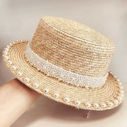 Elegant Handmade Pearls Trim Straw Hat 6cm Short Brim Canotier Flat Top Sun Beach Cap Women Boater Hat Ladies Derby Occasion Hat Y200602
