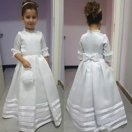 simple vintage flower girl dresses Australia - Vintage White A Line Satin Flower Girls Dresses Simple Half Sleeve Lace Appliques First Holy Communion Dress With Bow