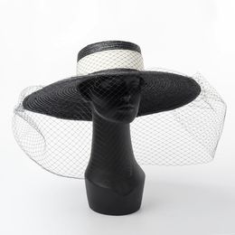 01812-HH7269 new desige handmade straw paper Hepburn style Elegant Retro mesh lady holiday sun cap women leisure hat Y200714